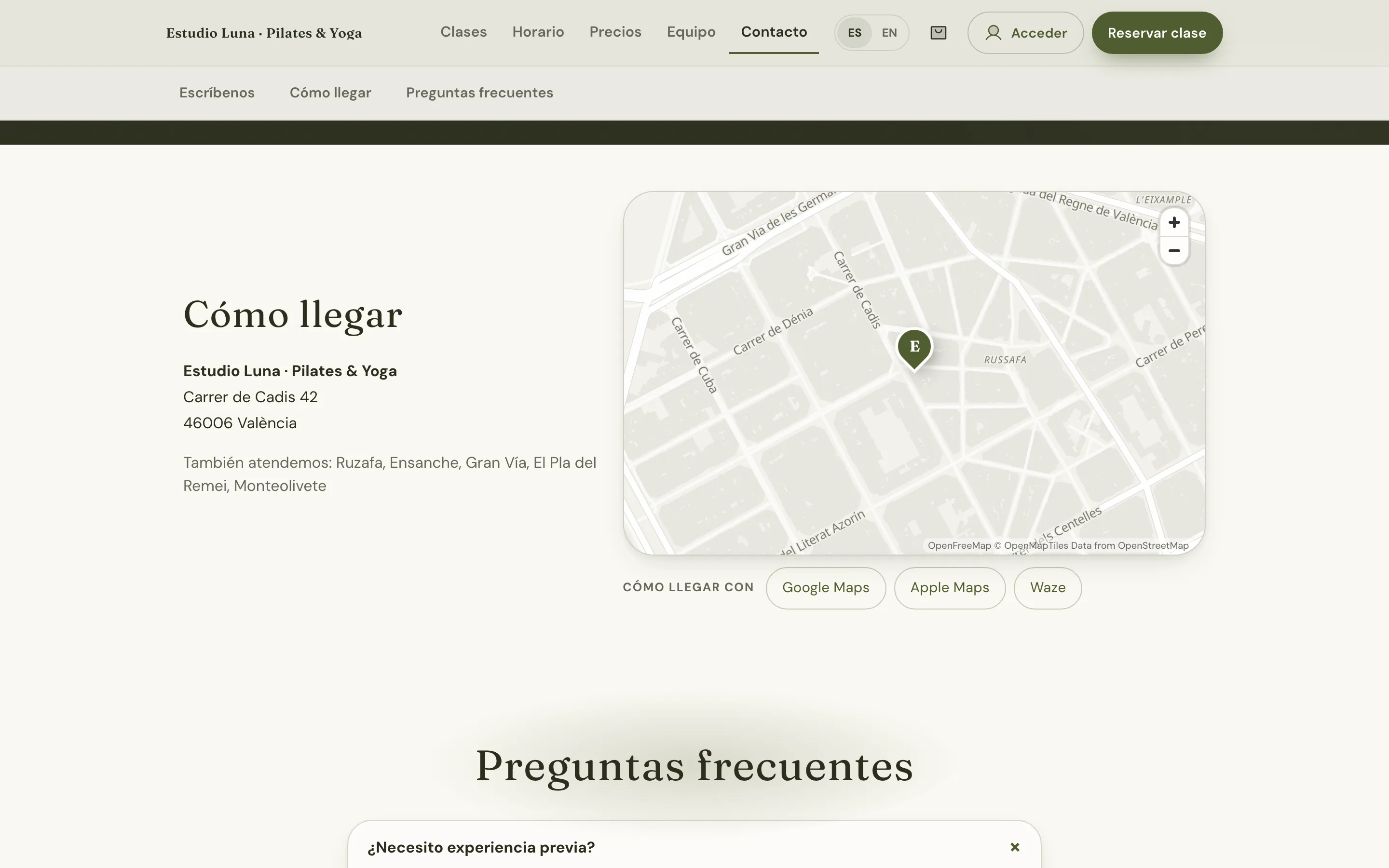 Web del estudio: «Cómo llegar» con el mapa minimalista, la dirección en Ruzafa y los botones para abrir la ruta